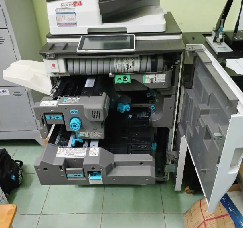 Công Ty TNHH Đầu Tư Phát Triển TM & DV Trường Xuân